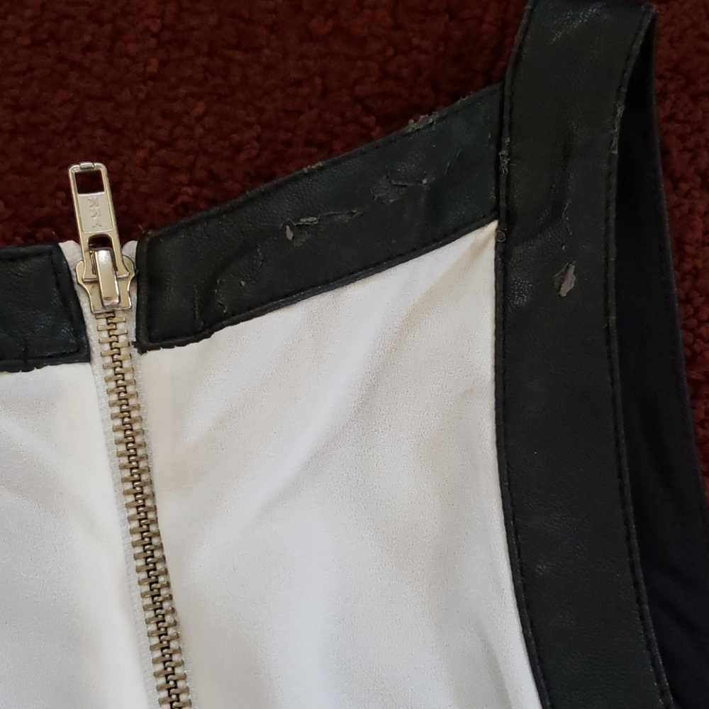 GUESS white jumpsuit size 6 with black waistband - Picture 7 of 7